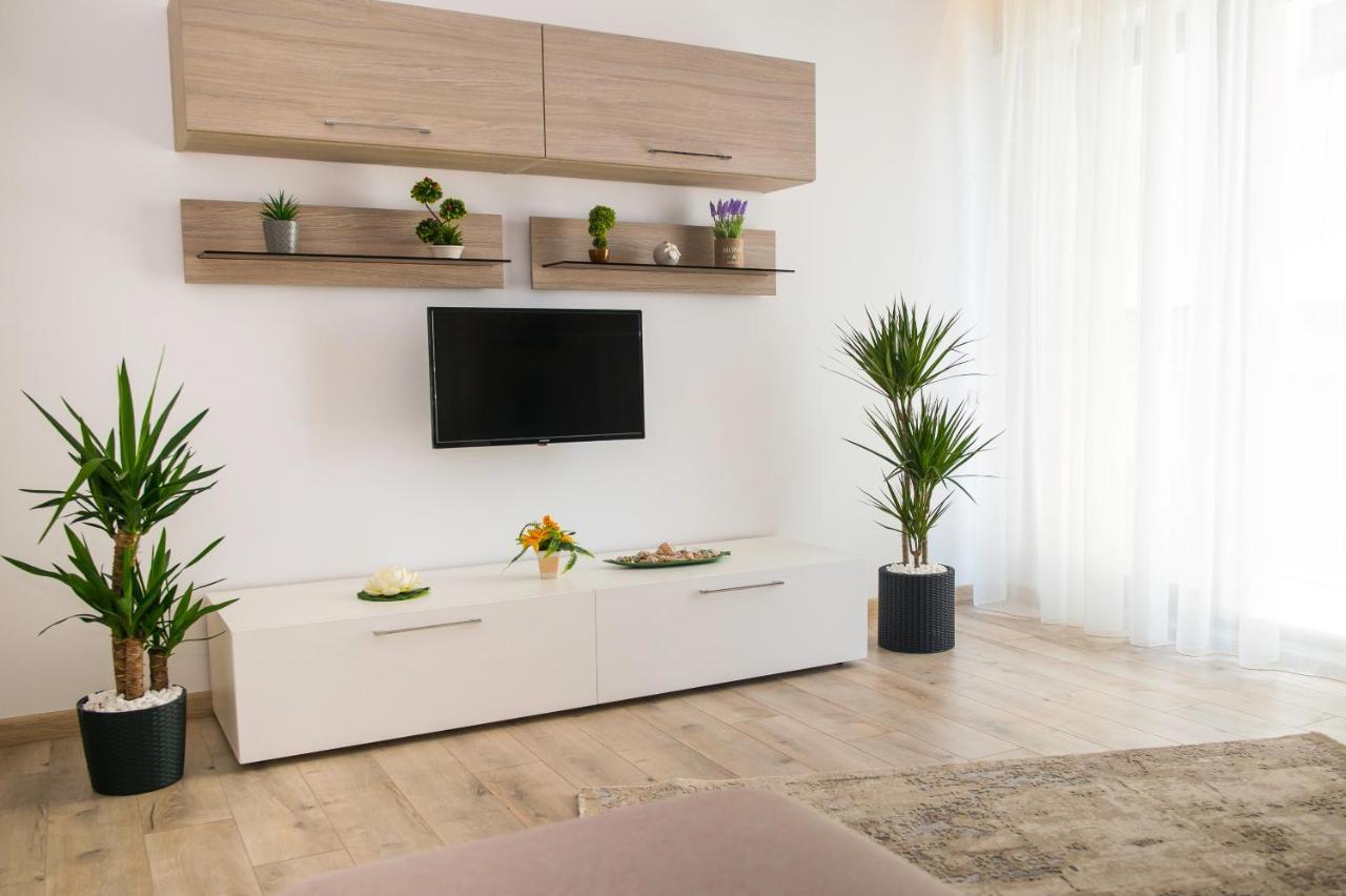 Golden Shell Apartment Mamaia Nord Нэводари Экстерьер фото